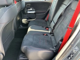 Mercedes-Benz GLB AMG GLB 35 4MATIC SUV 2025