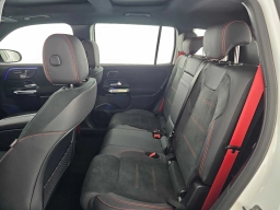 Mercedes-Benz GLB AMG GLB 35 4MATIC SUV 2026