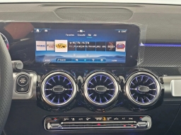 Mercedes-Benz GLB AMG GLB 35 4MATIC SUV 2026