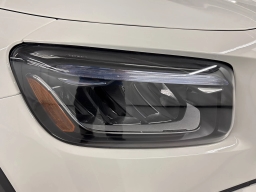 Mercedes-Benz GLB AMG GLB 35 4MATIC SUV 2026