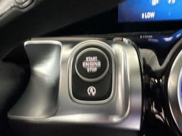 Mercedes-Benz GLB AMG GLB 35 4MATIC SUV 2026