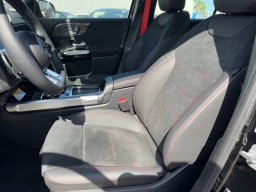 Mercedes-Benz GLB AMG GLB 35 4MATIC SUV 2025