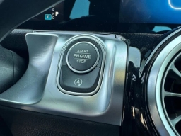 Mercedes-Benz GLB AMG GLB 35 4MATIC SUV 2026