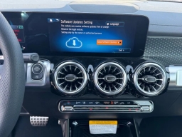 Mercedes-Benz GLB AMG GLB 35 4MATIC SUV 2026