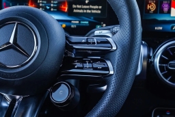 Mercedes-Benz GLB AMG GLB 35 4MATIC SUV 2026