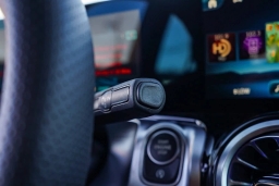 Mercedes-Benz GLB AMG GLB 35 4MATIC SUV 2026