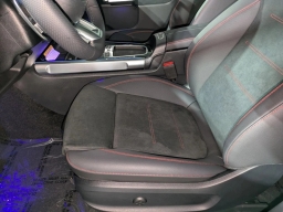 Mercedes-Benz GLB AMG GLB 35 4MATIC SUV 2026