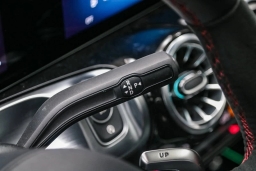 Mercedes-Benz GLB AMG GLB 35 4MATIC SUV 2025