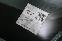 Mercedes-Benz GLB AMG GLB 35 4MATIC SUV 2025