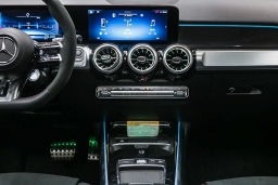 Mercedes-Benz GLB AMG GLB 35 4MATIC SUV 2025