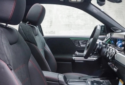 Mercedes-Benz GLB AMG GLB 35 4MATIC SUV 2025