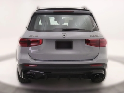 Mercedes-Benz GLB AMG GLB 35 4MATIC SUV 2026