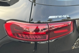 Mercedes-Benz GLB AMG GLB 35 4MATIC SUV 2026