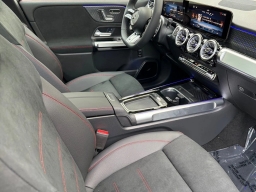 Mercedes-Benz GLB AMG GLB 35 4MATIC SUV 2026