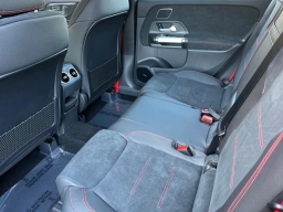 Mercedes-Benz GLB AMG GLB 35 4MATIC SUV 2026