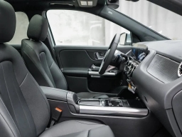 Mercedes-Benz GLA GLA 250 SUV 2026