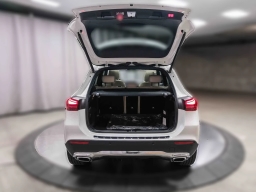 Mercedes-Benz GLA GLA 250 SUV 2026