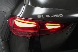 Mercedes-Benz GLA GLA 250 SUV 2026