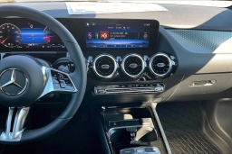 Mercedes-Benz GLA GLA 250 SUV 2026