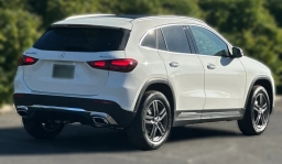 Mercedes-Benz GLA GLA 250 4MATIC SUV 2026