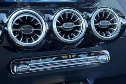 Mercedes-Benz GLA GLA 250 4MATIC SUV 2026