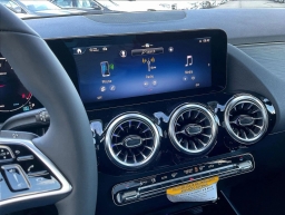 Mercedes-Benz GLA GLA 250 4MATIC SUV 2026