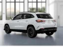 Mercedes-Benz GLA AMG GLA 35 4MATIC SUV 2026