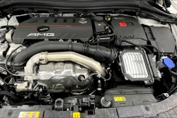 Mercedes-Benz GLA AMG GLA 35 4MATIC SUV 2025