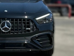 Mercedes-Benz GLA AMG GLA 35 4MATIC SUV 2026