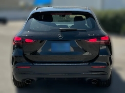 Mercedes-Benz GLA AMG GLA 35 4MATIC SUV 2026