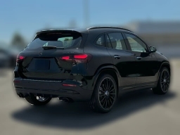 Mercedes-Benz GLA AMG GLA 35 4MATIC SUV 2026