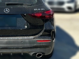 Mercedes-Benz GLA AMG GLA 35 4MATIC SUV 2025