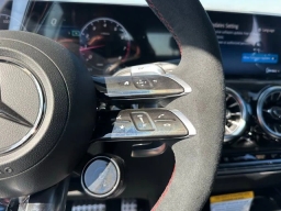 Mercedes-Benz GLA AMG GLA 35 4MATIC SUV 2025