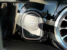 Mercedes-Benz GLA AMG GLA 35 4MATIC SUV 2025