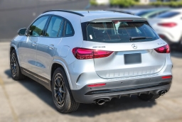 Mercedes-Benz GLA AMG GLA 35 4MATIC SUV 2026