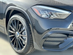 Mercedes-Benz GLA AMG GLA 35 4MATIC SUV 2025