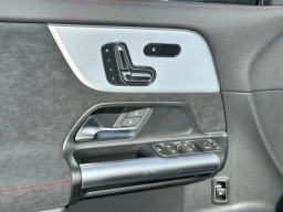 Mercedes-Benz GLA AMG GLA 35 4MATIC SUV 2025