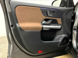 Mercedes-Benz GLA AMG GLA 35 4MATIC SUV 2025