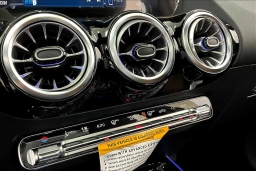 Mercedes-Benz GLA AMG GLA 35 4MATIC SUV 2025