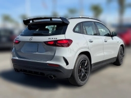 Mercedes-Benz GLA AMG GLA 35 4MATIC SUV 2026