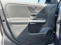 Mercedes-Benz GLA AMG GLA 35 4MATIC SUV 2025