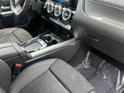 Mercedes-Benz GLA AMG GLA 35 4MATIC SUV 2026