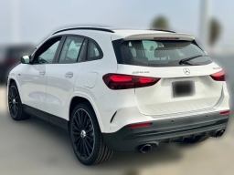 Mercedes-Benz GLA AMG GLA 35 4MATIC SUV 2025