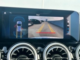 Mercedes-Benz GLA AMG GLA 35 4MATIC SUV 2025