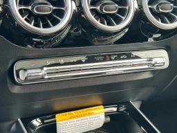 Mercedes-Benz GLA AMG GLA 35 4MATIC SUV 2025