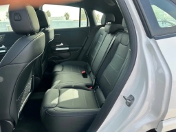 Mercedes-Benz GLA AMG GLA 35 4MATIC SUV 2025