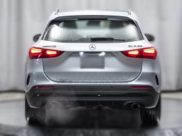 Mercedes-Benz GLA AMG GLA 35 4MATIC SUV 2025