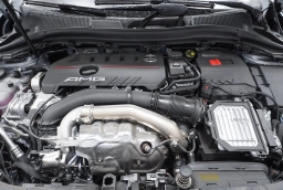 Mercedes-Benz GLA AMG GLA 35 4MATIC SUV 2025