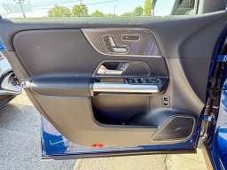 Mercedes-Benz GLA AMG GLA 35 4MATIC SUV 2025