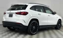 Mercedes-Benz GLA AMG GLA 35 4MATIC SUV 2026